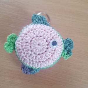 Horgolt halacska kulcstartó , táska dísz , Játék & Sport, Plüssállat & Játékfigura, Béka, Horgolás, MESKA