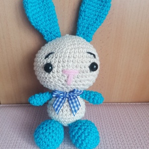 Horgolt nyuszi fiú - játék & sport - plüssállat & játékfigura - nyuszi - Meska.hu