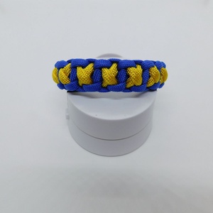 Puszi Anyunak - Paracord karkötő - ékszer - karkötő - fonott karkötő - Meska.hu