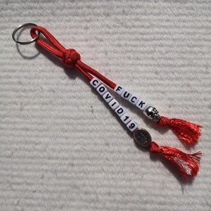 Rojtos paracord fityegő - táska & tok - kulcstartó & táskadísz - táskaakasztó - Meska.hu