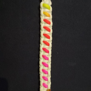 Paracord karkötő Szivárvány fluo - ékszer - karkötő - fonott karkötő - Meska.hu