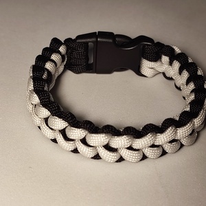 Vipera Paracord karkötő - ékszer - karkötő - fonott karkötő - Meska.hu