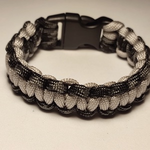 Cobra Paracord karkötő - ékszer - karkötő - fonott karkötő - Meska.hu