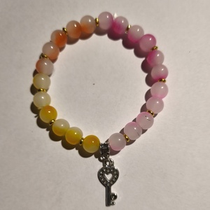 Karkötő kulcsos - ékszer - karkötő - gyöngyös karkötő - Meska.hu