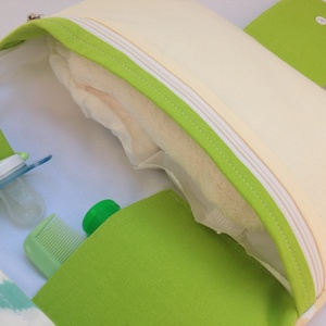 30%-os akció A tavasz színei -pelenkatáska, pelenkázó neszesszer! - táska & tok - pelenkatáska - pelenkatartó tok - Meska.hu