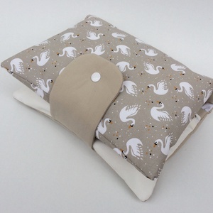 Hattyúk- Pelenkatáska, pelenkatartó, pelenkázó neszeszer-  -  - Meska.hu