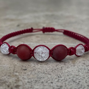 Matt karneol és roppantott hegyikristály karkötő - Meska.hu