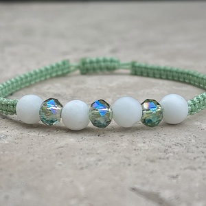 Matt fehér jáde karkötő - Meska.hu