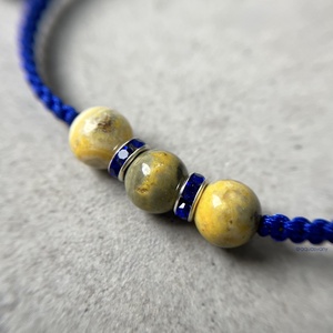 Bumble bee jáspis makramé ásvány karkötő - ékszer - karkötő - fonott karkötő - Meska.hu