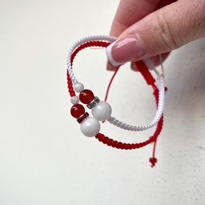 Mikulás sapis makramé ásvány karkötő, Ékszer, Karkötő, Fonott karkötő, Csomózás, Ékszerkészítés, MESKA