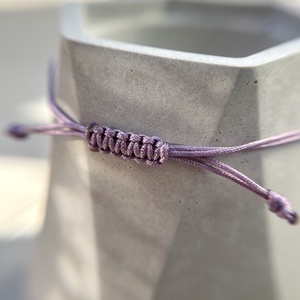 FINE LINE - nyugalom - minimalista ametiszt karkötő - ékszer - karkötő - fonott karkötő - Meska.hu