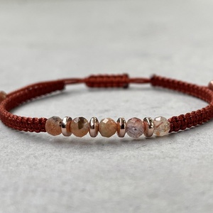 Napkő és rosegold hematit makramé ásvány karkötő, Ékszer, Karkötő, Fonott karkötő, Csomózás, Ékszerkészítés, MESKA