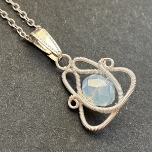 Ezüst fehér opál nyaklánc - Meska.hu