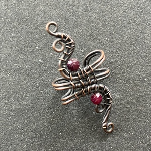 Réz és rubin fülgyűrű - ékszer - fülbevaló - fülgyűrű - Meska.hu