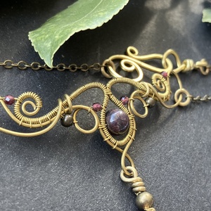 Sárgaréz gránát nyakék, Ékszer, Nyaklánc, Statement nyaklánc, Ékszerkészítés, Fémmegmunkálás, MESKA