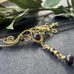 Sárgaréz gránát nyakék - ékszer - nyaklánc - statement nyaklánc - Meska.hu