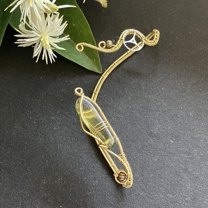 Sárgaréz és zöld steampunk fülékszer - ékszer - fülbevaló - fülékszer - Meska.hu