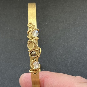 Sárgaréz és átlátszó karperec - ékszer - karkötő - karperec - Meska.hu