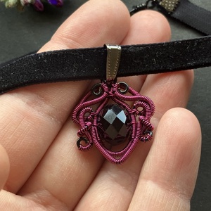 Fekete és magenta choker - ékszer - nyaklánc - nyakpánt, gallér - Meska.hu