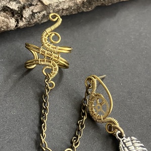 Sárgaréz láncos fülgyűrű szárnnyal, Ékszer, Fülbevaló, Fülgyűrű, Ékszerkészítés, Fémmegmunkálás, MESKA