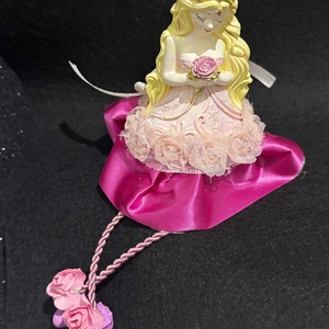 Rózsakirálylány � Exkluzív, kézzel díszített 15 cm-es díszfigura - otthon & életmód - dekoráció - asztal és polc dekoráció - asztaldísz - Meska.hu