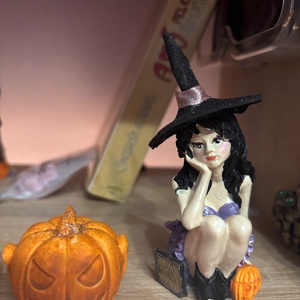 Gyönyörű kézműves egyedi varázsló boszi boszorka figura - Meska.hu