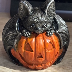 Cuki Denevér Halloween dekor, Otthon & Életmód, Dekoráció, Halloween, Halloweeni dekoráció, Gipszöntés, Festett tárgyak, MESKA