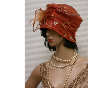 FRIDA cloche - hímzett taft - design flapper-kalap - ruha & divat - sál, sapka, kendő - kalap - Meska.hu