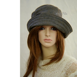 ERNA-CLOCHE / Valentino - exkluzív design flapper-kalap / taupe - ruha & divat - sál, sapka, kendő - kalap - Meska.hu