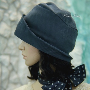 ERNA-CLOCHE / kékes-szürke - design flapper-kalap - ruha & divat - sál, sapka, kendő - kalap - Meska.hu ERNA-CLOCHE / kékes-szürke - design flapper-kalap - ruha & divat - sál, sapka, kendő - kalap - Meska.hu