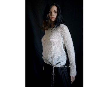 SURI BabyAlpaka-Silk pulcsi - exkluzív kézzel kötött pulóver / natúr - ruha & divat - női ruha - pulóver & kardigán - Meska.hu