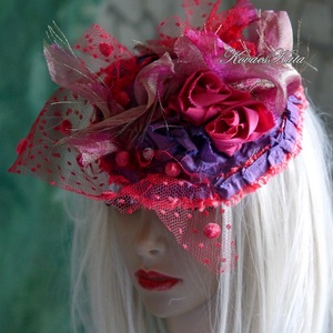 FASCINATOR / barokk  - exkluzív PIN-UP design kalapka, fejdísz - ruha & divat - hajdísz & hajcsat - hajdísz - Meska.hu  FASCINATOR / barokk  - exkluzív PIN-UP design kalapka, fejdísz - ruha & divat - hajdísz & hajcsat - hajdísz - Meska.hu