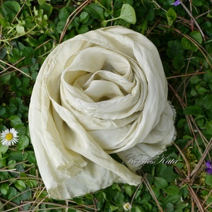 HABOTAI SÁL - batikolt hernyóselyem sál / zöldessárga - Meska.hu