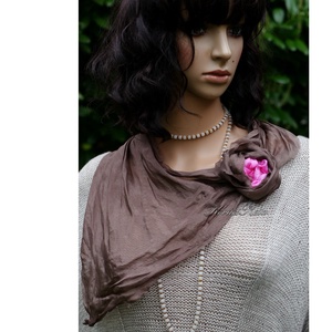 PONGE SELYEM KENDŐ - batikolt 100% hernyóselyem csavart rózsával - Meska.hu