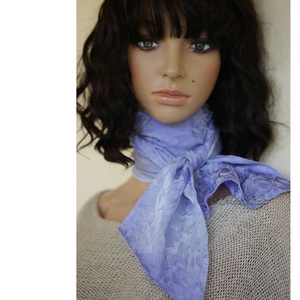 TULIPÁNOS SELYEMSÁL - exkluzív jacquard 100% hernyóselyem batikolt sál / égkék - Meska.hu