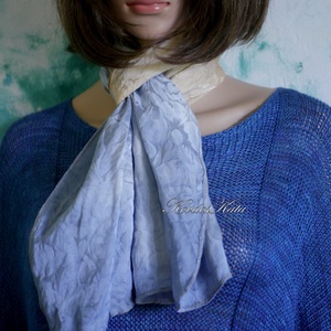 TULIPÁNOS SELYEMSÁL - exkluzív jacquard 100% hernyóselyem batikolt sál / kék, barack - ruha & divat - sál, sapka, kendő - sál - Meska.hu