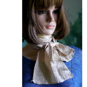 TULIPÁNOS SELYEMSÁL - exkluzív jacquard 100% hernyóselyem batikolt sál / mogyoró - Meska.hu