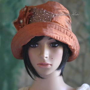 MARIE LUX - exkluzív hernyóselyem sanzsán shantung cloche flapper kalap  / rost - Meska.hu