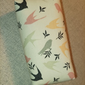 Fecskés-madaras bélelt papírzsebkendő- papírzsebkendő tartó - táska & tok - pénztárca & más tok - zsebkendőtartó tok - Meska.hu