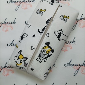 Pici kutys-bélelt papírzsebkendő tartó - Meska.hu