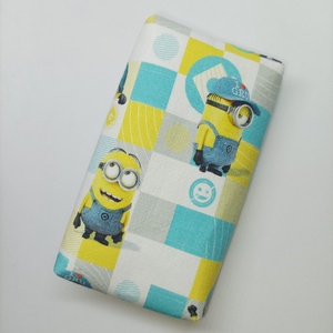 Minions-bélelt papírzsebkendő tartó - táska & tok - pénztárca & más tok - zsebkendőtartó tok - Meska.hu