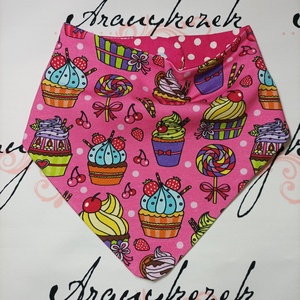 Muffinos nyálkendő - ruha & divat - babaruha & gyerekruha - előke & nyálkendő - Meska.hu