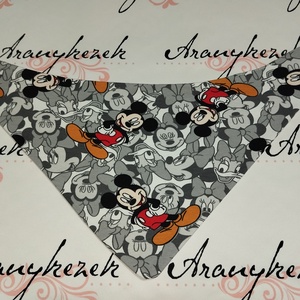 Mickey egér mintás nyálkendő - ruha & divat - babaruha & gyerekruha - előke & nyálkendő - Meska.hu
