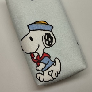 Snoopy mintájú-bélelt papírzsebkendő tartó - táska & tok - pénztárca & más tok - zsebkendőtartó tok - Meska.hu