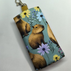 Capybara mintás kulcstartó- Vízálló design mintás anyagból, Táska & Tok, Kulcstartó & Táskadísz, Kulcstartó, Varrás, Mindenmás, MESKA