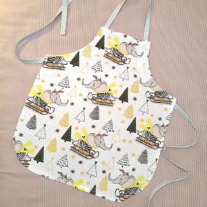 Kötény ovisoknak-Tacsi elefántháton a fenyvesben, Otthon & Életmód, Konyhafelszerelés, tálalás, Konyhai textil, Kötény, Varrás, MESKA