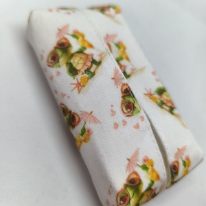 Teknős lány napszemüveben-bélelt papírzsebkendő tartó - táska & tok - pénztárca & más tok - zsebkendőtartó tok - Meska.hu