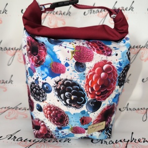 Málna és szeder mintás-Vízálló uzsonnás tasak kézben vihető-PUL béléssel-Vállon is viheted egy megvásárolható pánttal, Táska & Tok, Uzsonna- & Ebéd tartó, Ebéd tasak, doboz, Varrás, Mindenmás, MESKA