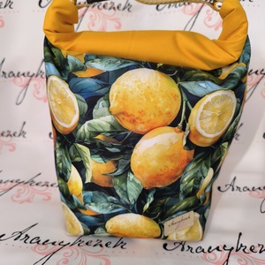 Citrom mintás-Vízálló uzsonnás tasak kézben vihető-PUL béléssel-Vállon is viheted egy megvásárolható pánttal, Táska & Tok, Uzsonna- & Ebéd tartó, Ebéd tasak, doboz, Varrás, Mindenmás, MESKA