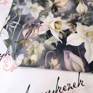 Liliomos-Vízálló uzsonnás tasak kézben vihető-PUL béléssel-Vállon is viheted egy megvásárolható pánttal - táska & tok - uzsonna- & ebéd tartó - ebéd tasak, doboz - Meska.hu